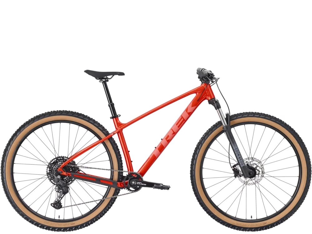 Zestaw: Rower górski Trek Marlin 6 Gen 3 2026 lava + Akcesoria Dostępne od ręki