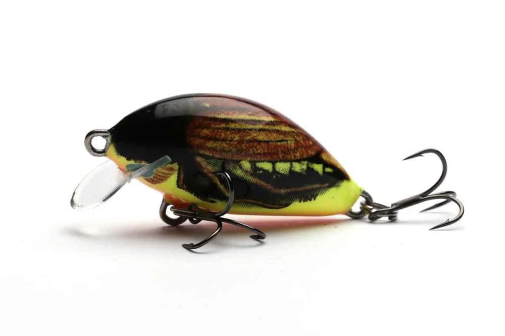 WOBLER SALMO TINY FLOATING 3cm - HOT COCKCHAFER Bezpieczne zakupy